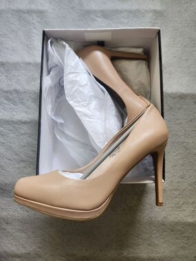 Nine West Beige Platform Stiletto Pumps
